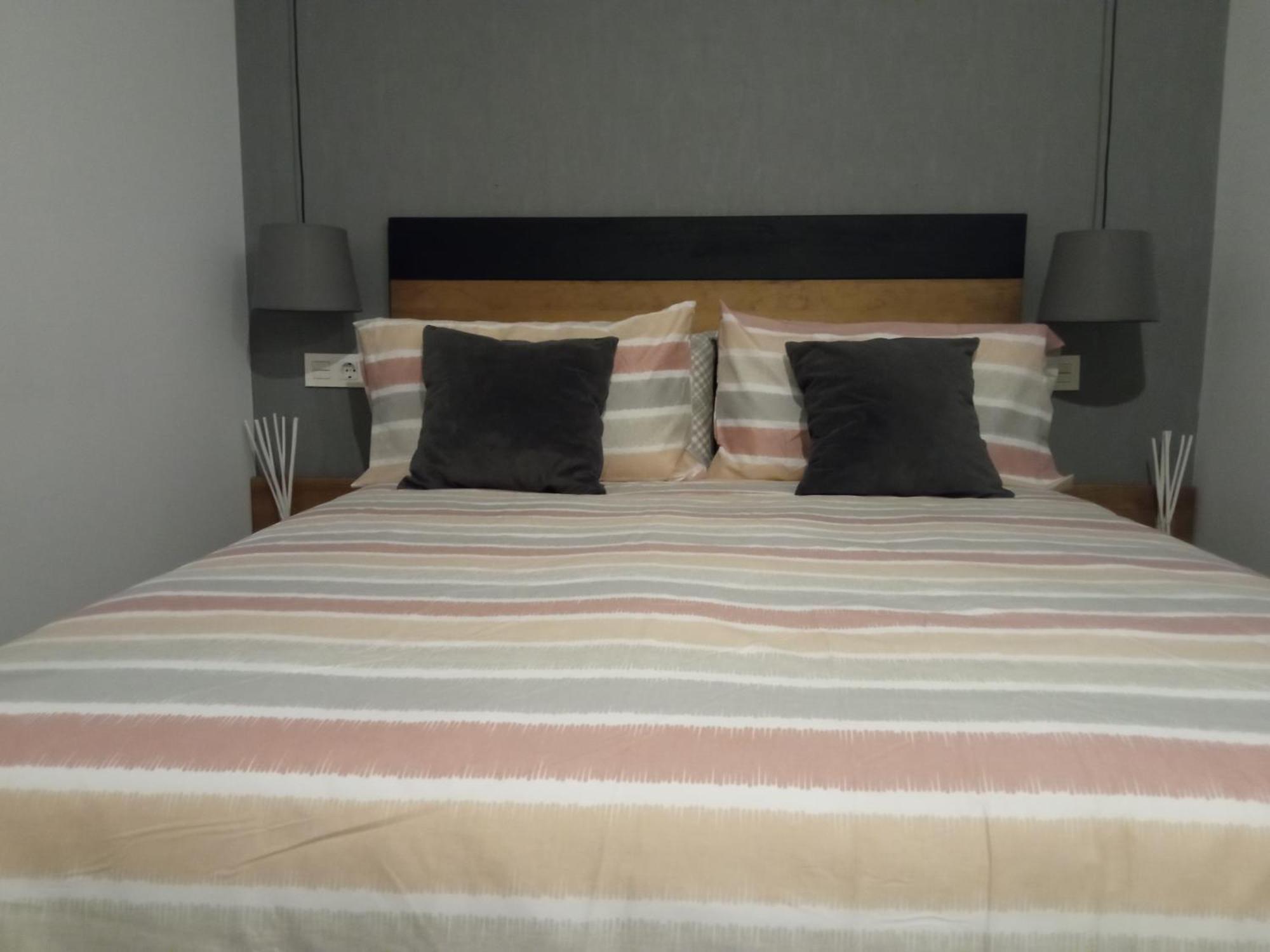 La Bella Malagueta Apartment Malaga Exterior photo
